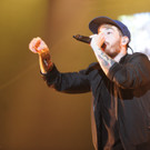 14091393.jpg