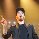 14091387.jpg