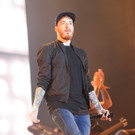 14091385.jpg