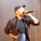 14091382.jpg