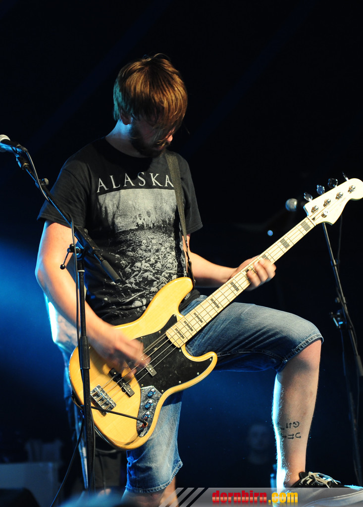 14091211.jpg