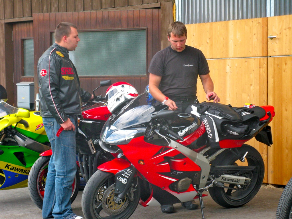 BK_kawasaki 2_jpg-1275153849