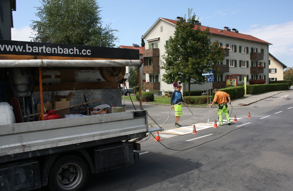 Stra__enmarkierungen in Lochau 2015 _12_.JPG