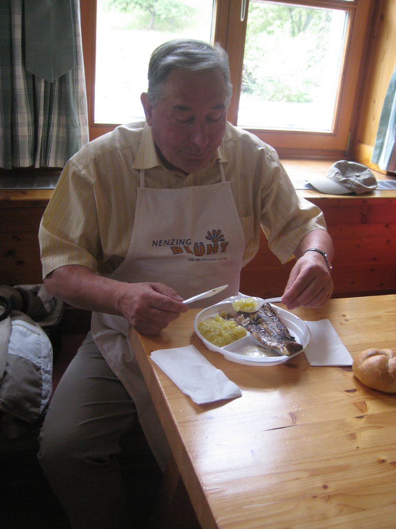IMG_6926_JPG-1275156686