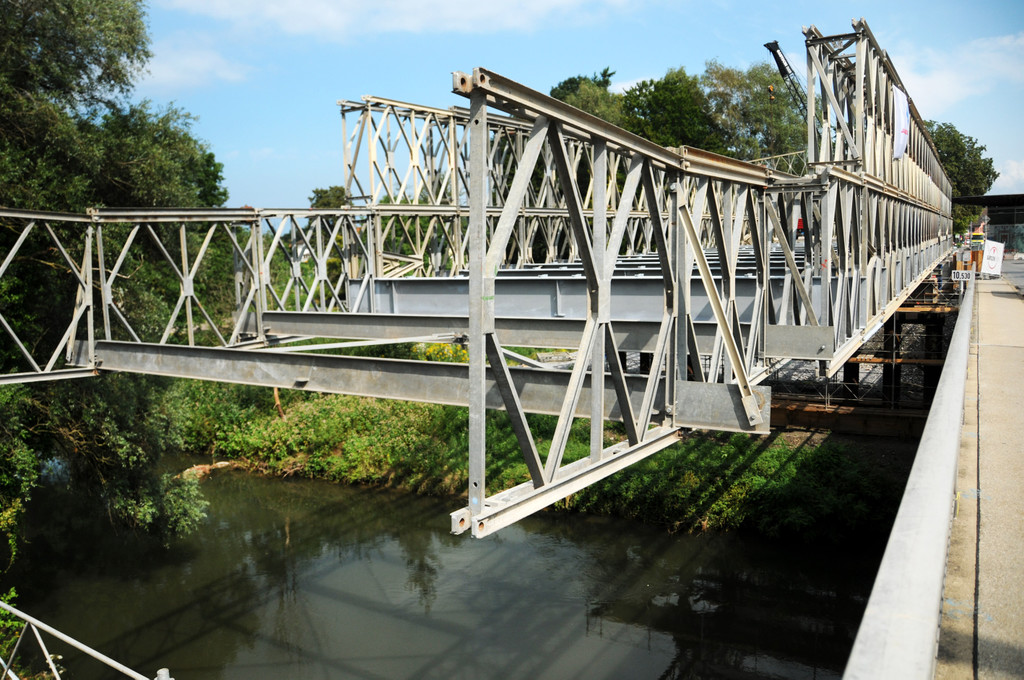 Bru__ckenbau Ho__chst 10-08-2015 35.jpg