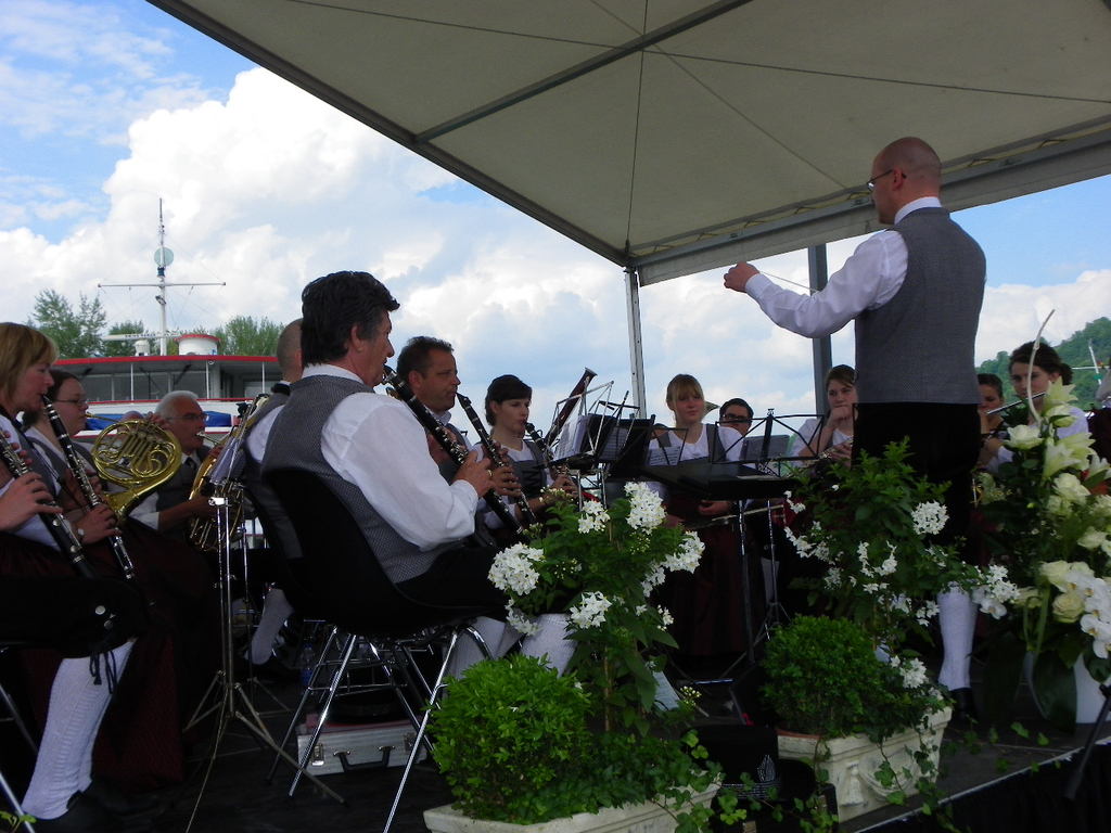 101_9600_jpg-1275176266