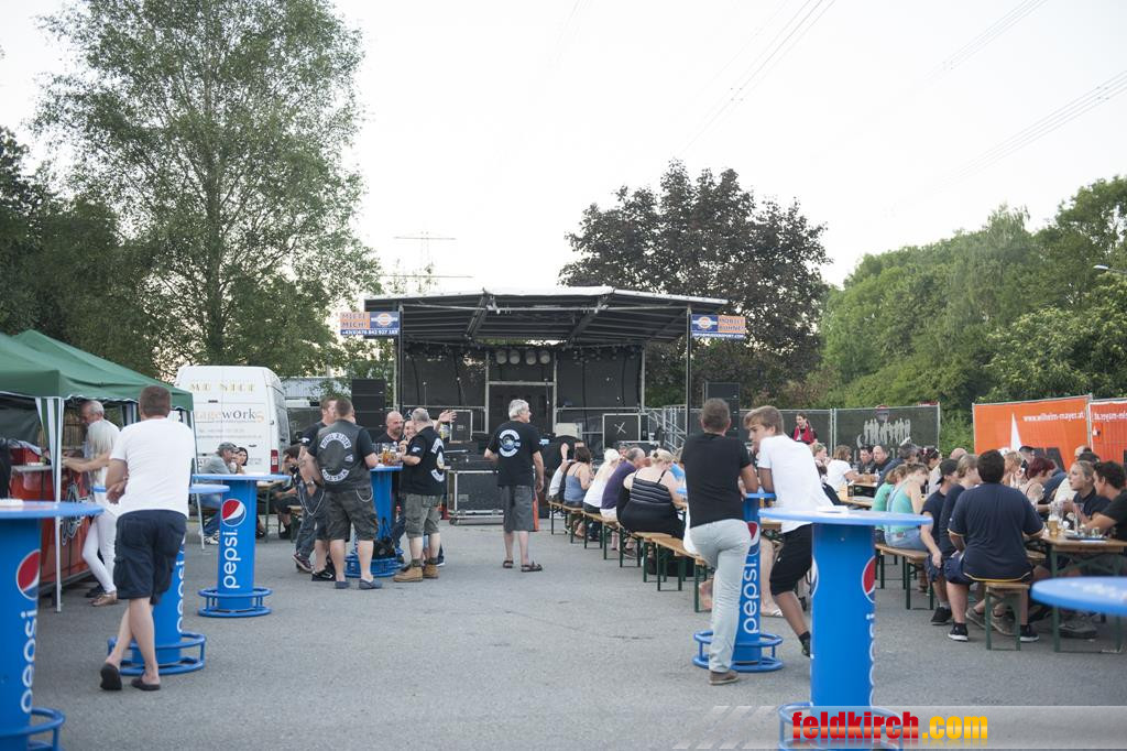 kiss005 _Copy__jpg-1439312116.jpg