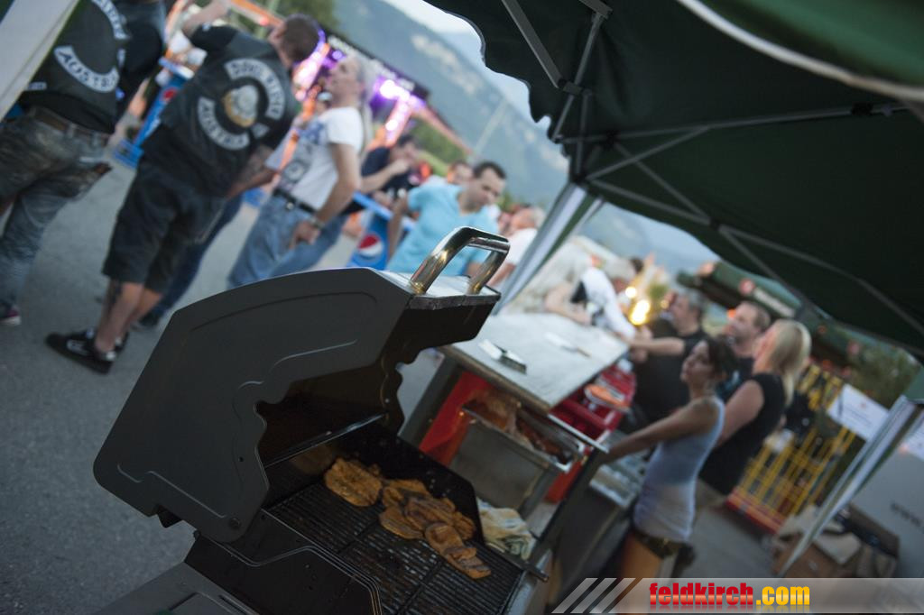 kiss022 _Copy__jpg-1439312176.jpg