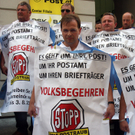 Demo für das Post-Volksbegehren in Wien