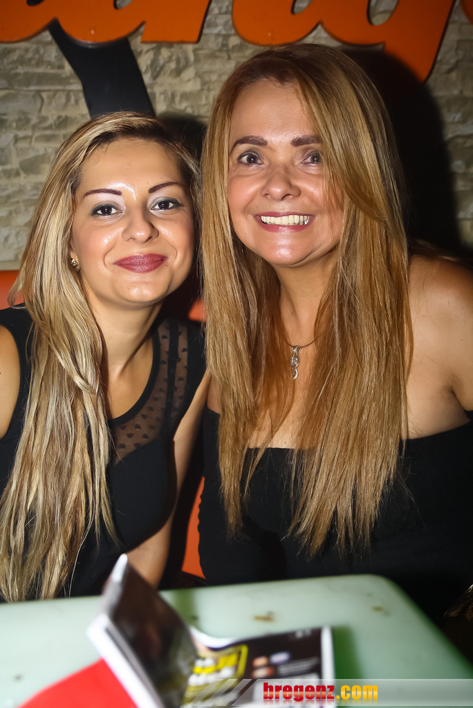 14098571.jpg