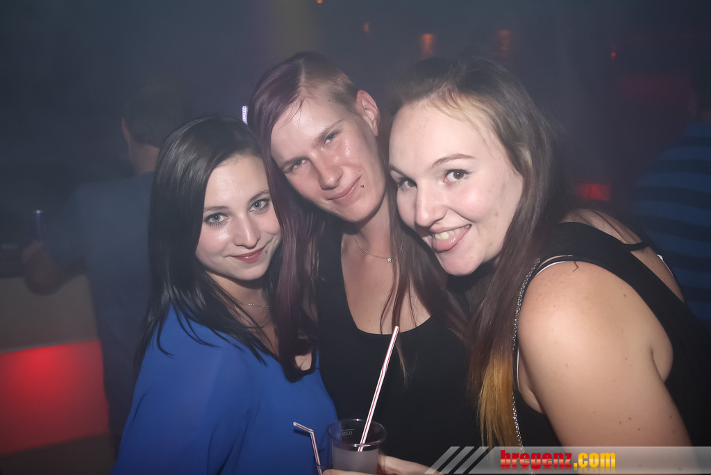 14098567.jpg