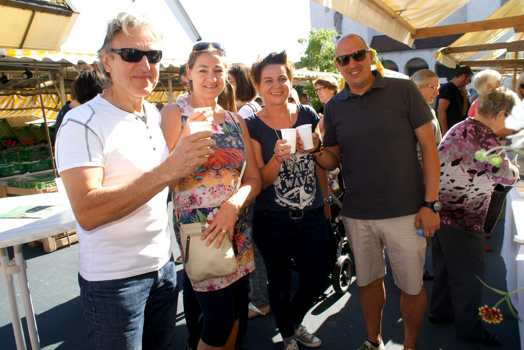 S__ffige Kr__uterbowle gab es beim OGV.JPG