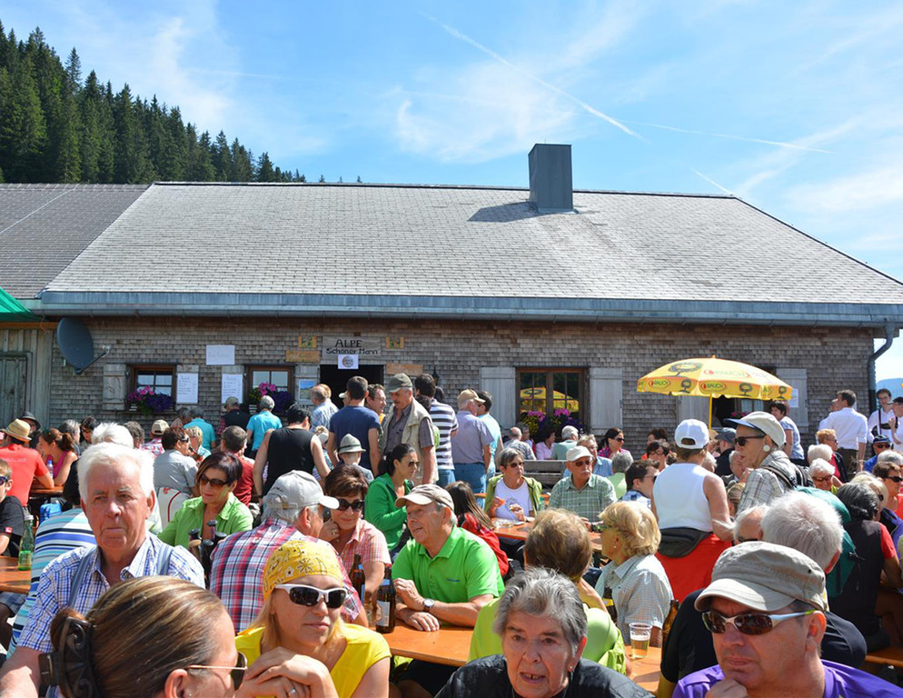 Alpe9 Leute _.jpg