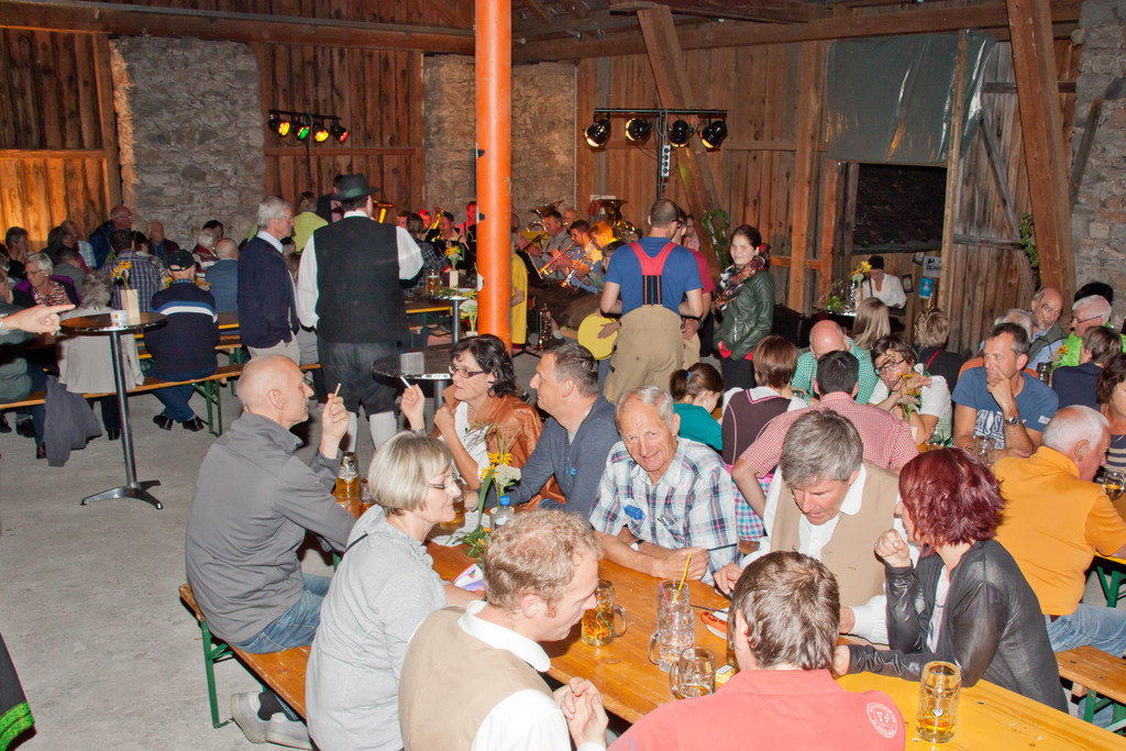 Hoftstallf__scht _3 von 8_.jpg