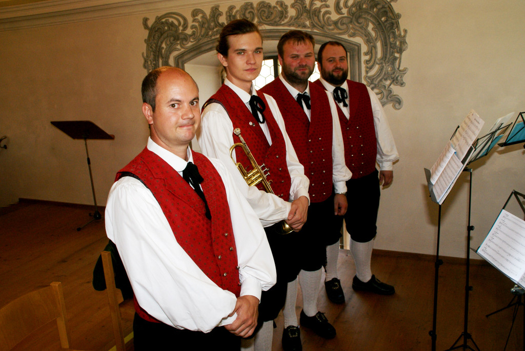 Die Abordnung der B__rgermusik.JPG