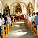 Die Kirche war gut besucht.JPG