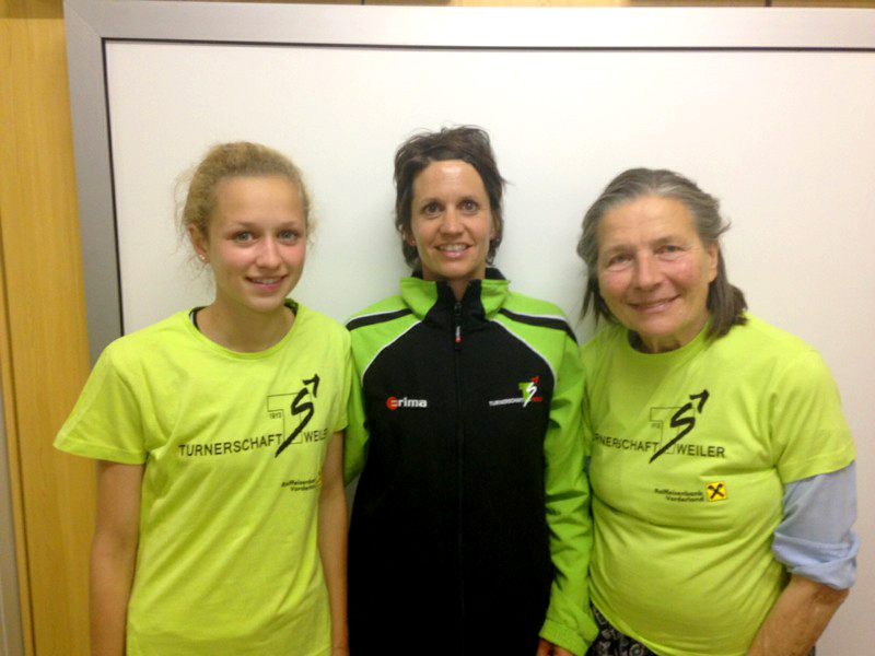 marika claudia helene_b.jpg