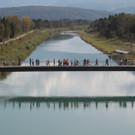 08 Besucher auf der Fahrradbr__cke.JPG