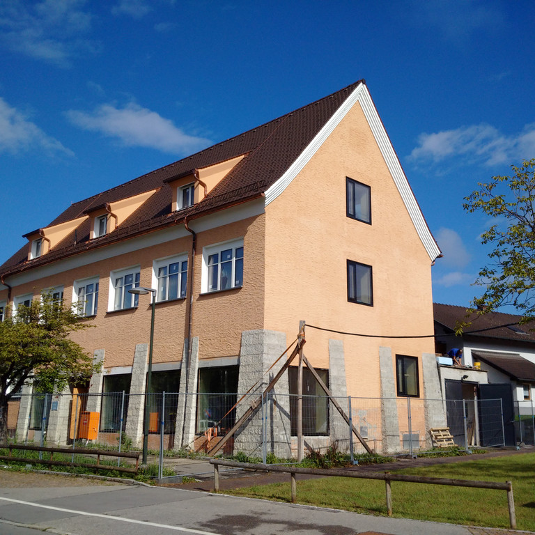 Sanierung Gemeindeamt Bodenleger_ Fassade _21_.jpg