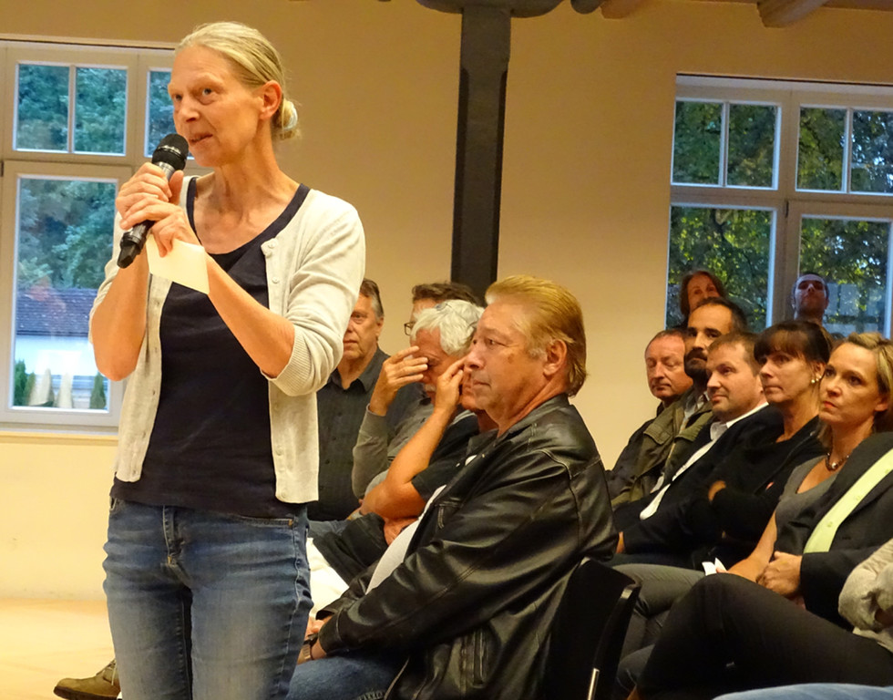 Asyl15 Diskussion.jpg