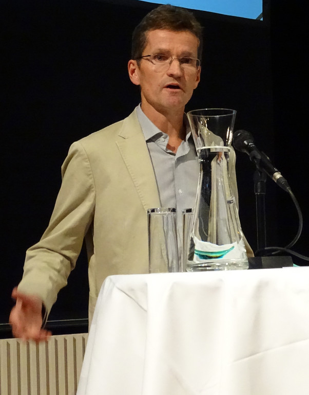 Asyl15a Klisch.jpg
