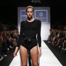 TL-2015-09-10-MQVFW-19h-b-Natalie_Rox_and_Guy_Debast_presented_by_Runway-012.jpg