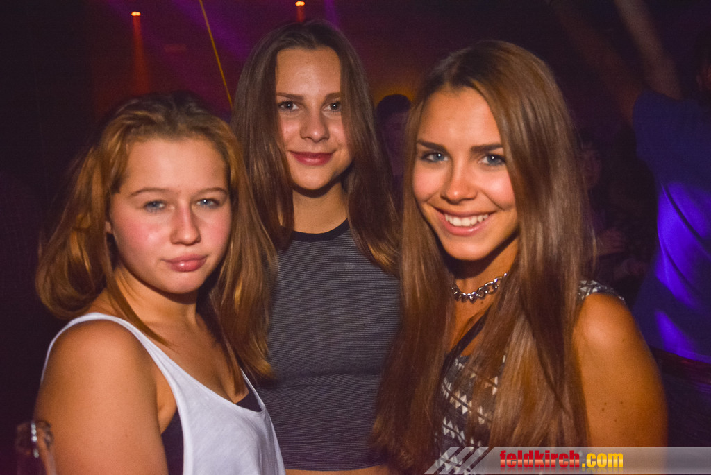 14111180.jpg