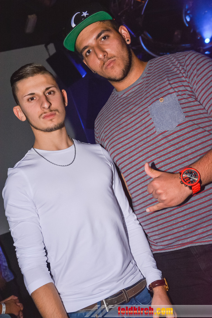 14111165.jpg