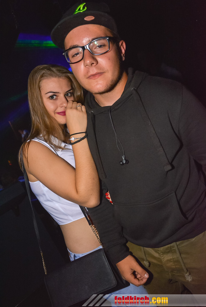 14111142.jpg
