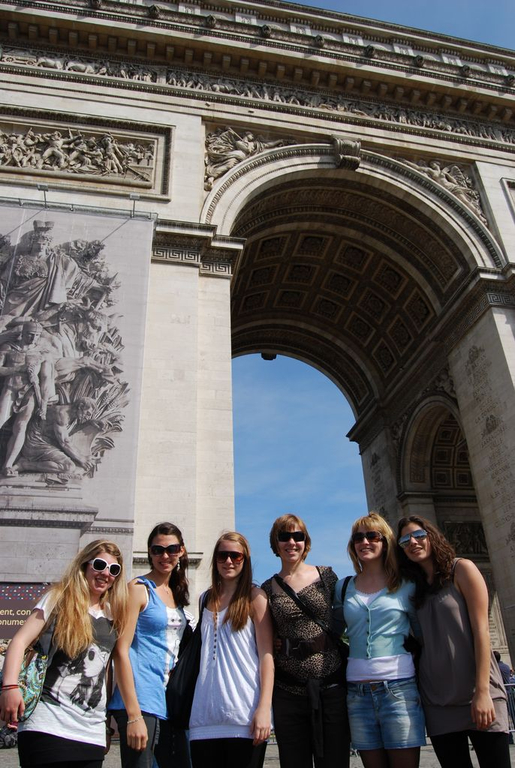 4b Tours _10__JPG-1275316339