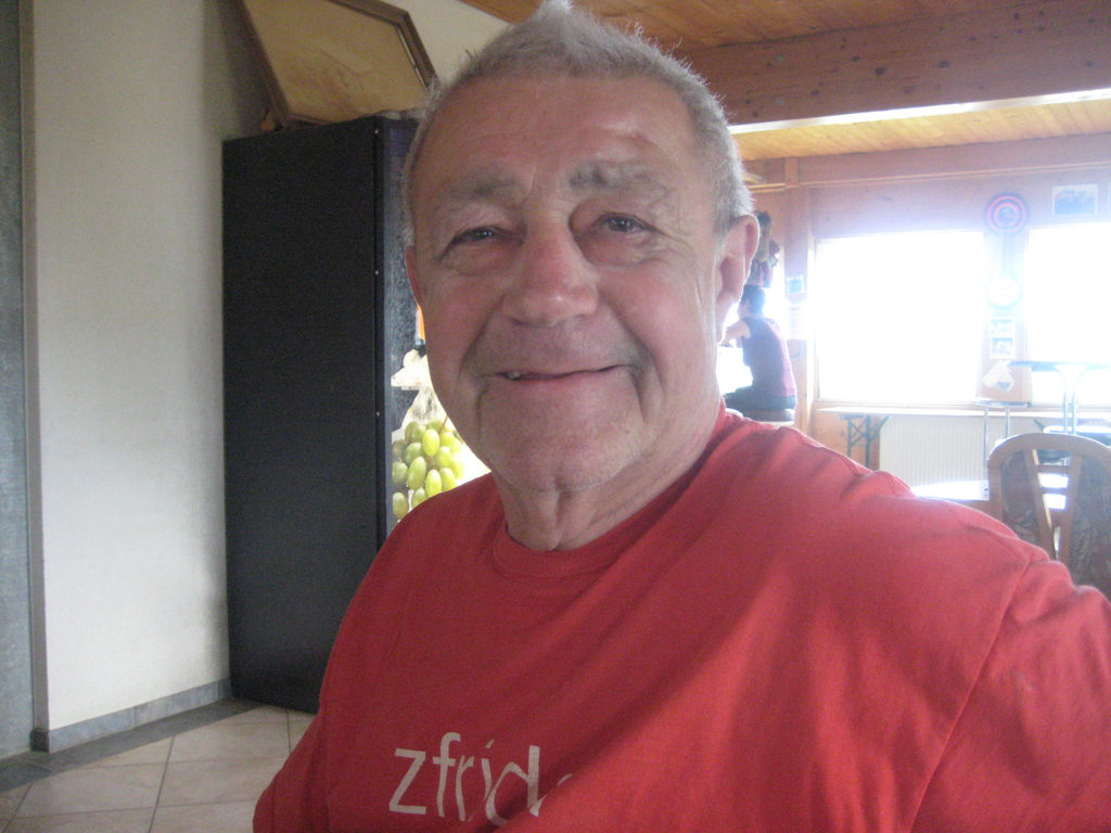 IMG_2347_JPG-1275317715
