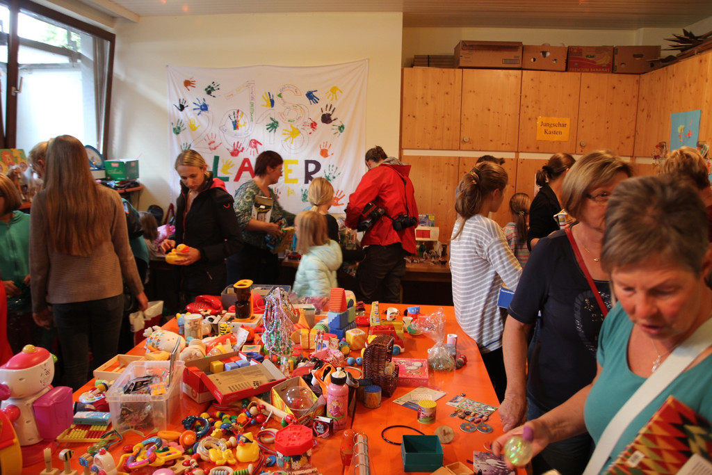 BK_Frastner Flohmarkt_Pfarrflohmarkt 17.jpg
