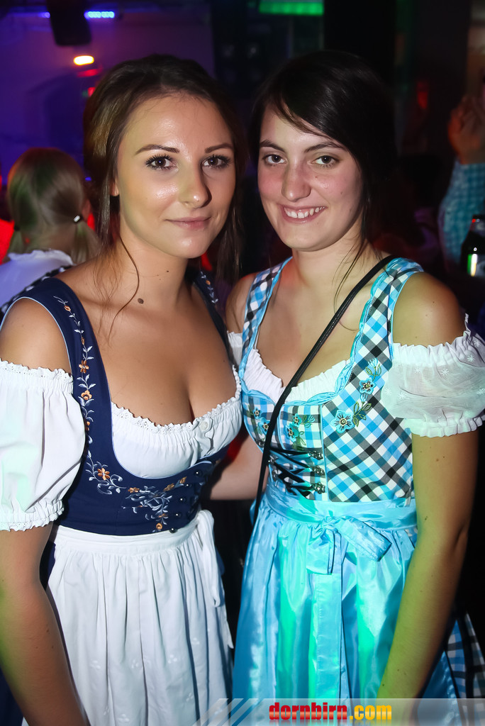 14111703.jpg