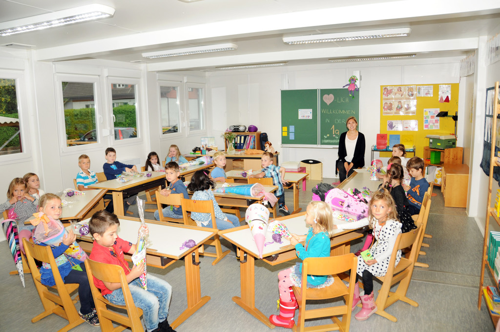 Schulbeginn Ho__chst 1a 14-09-2015 15.jpg