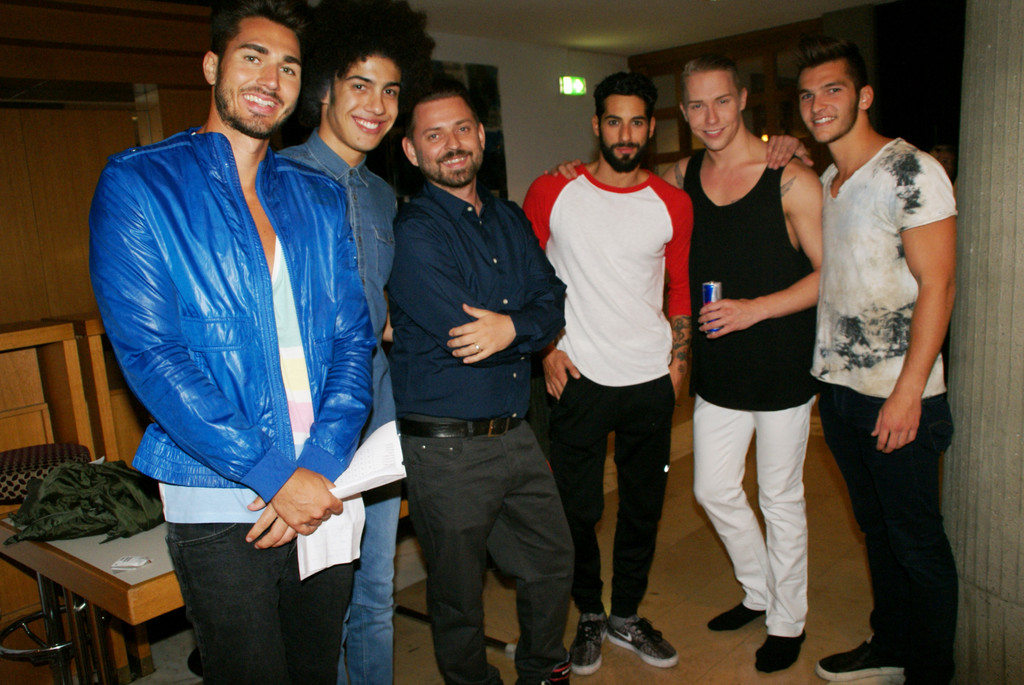 Dieter Sapper mit den Dressmen.JPG