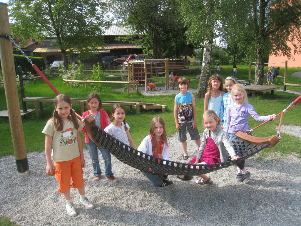 Spielplatz Schulzentrum Symbol _3__jpg-1275397311