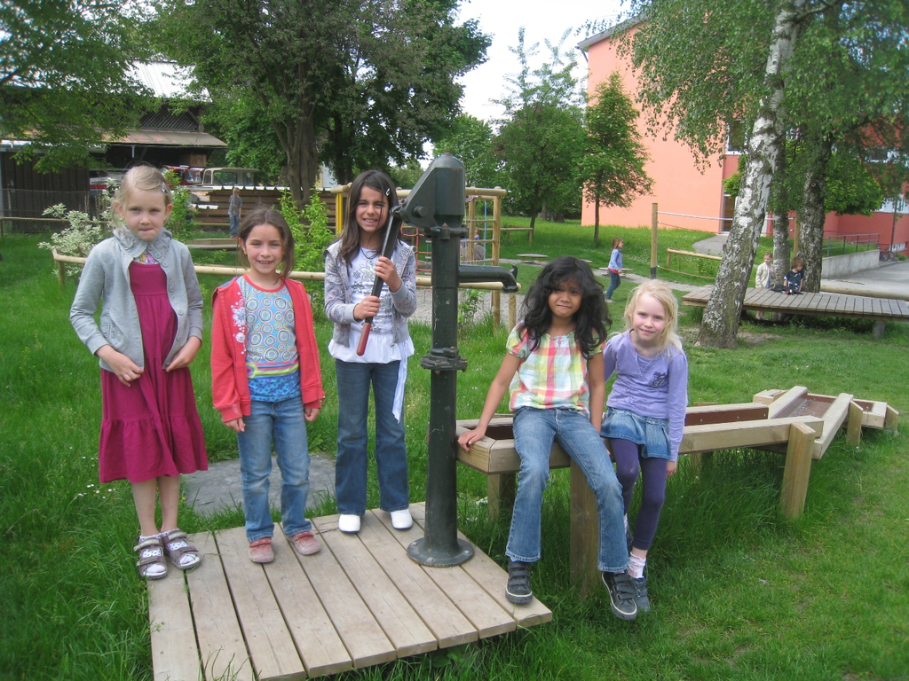 Spielplatz Schulzentrum Symbol _8__jpg-1275397414