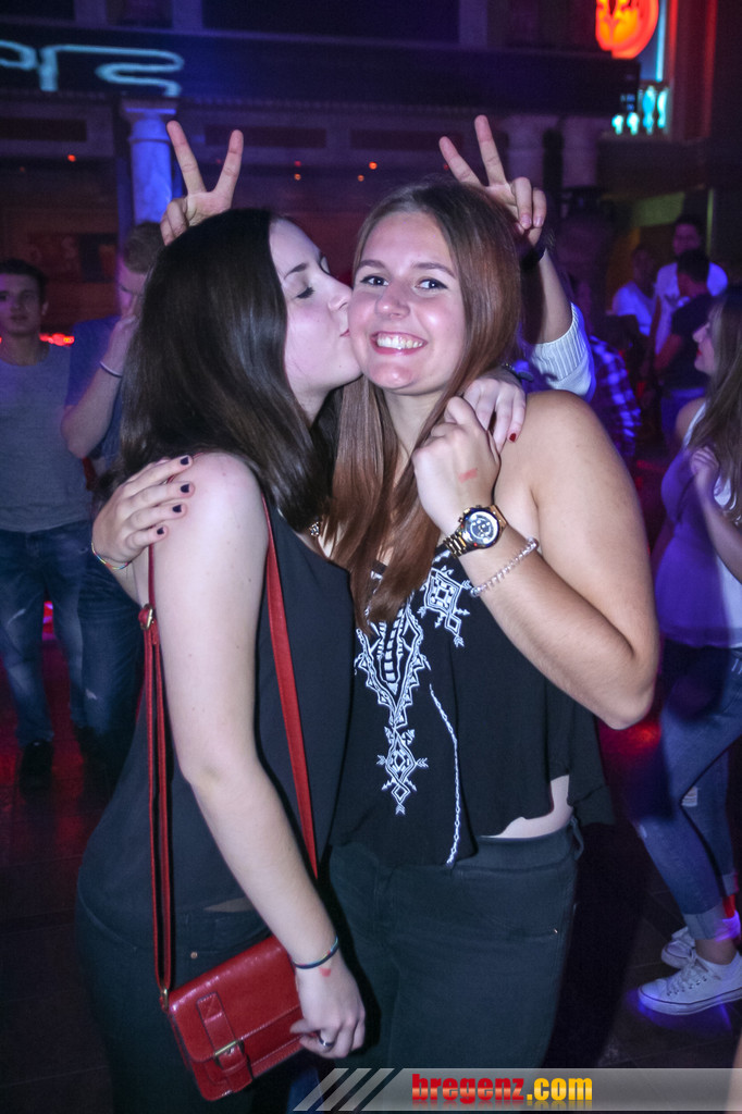 14115120.jpg