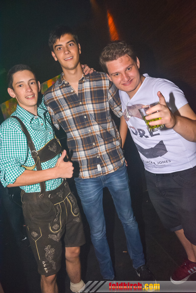 14116198.jpg