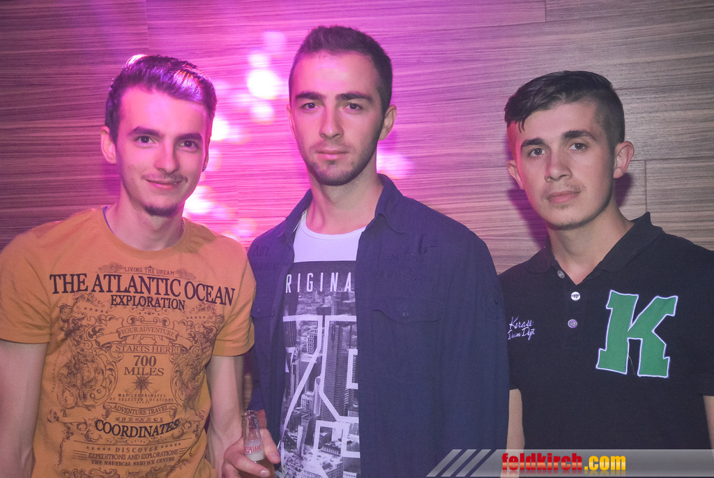 14116195.jpg