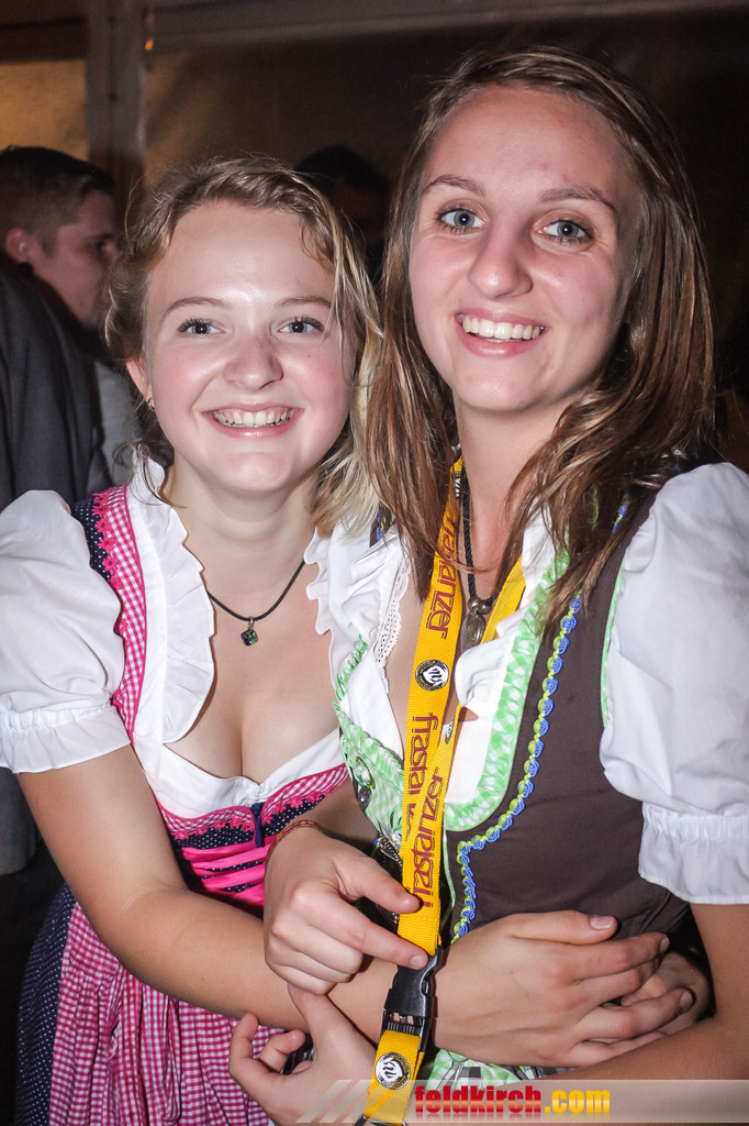 14116282.jpg