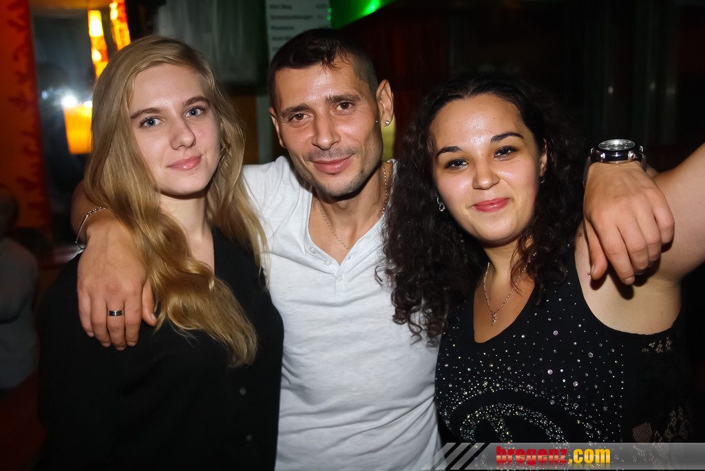 14115886.jpg