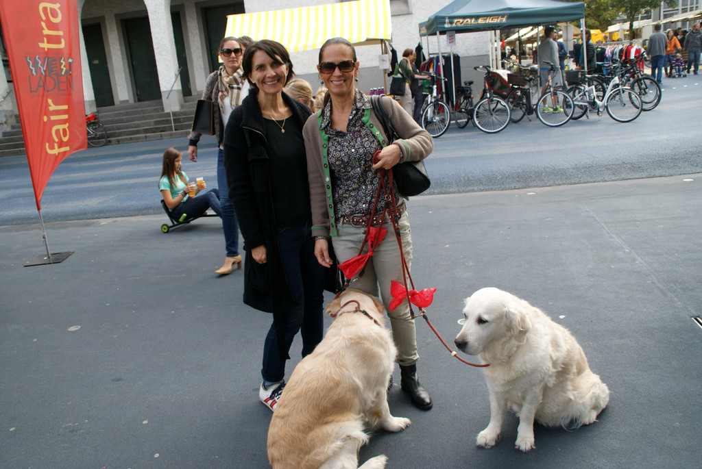 v_li_ Judith B__sch und Beate Fischer - mobil mit Hund.JPG