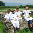 09_roemervilla-kids mit toga.JPG