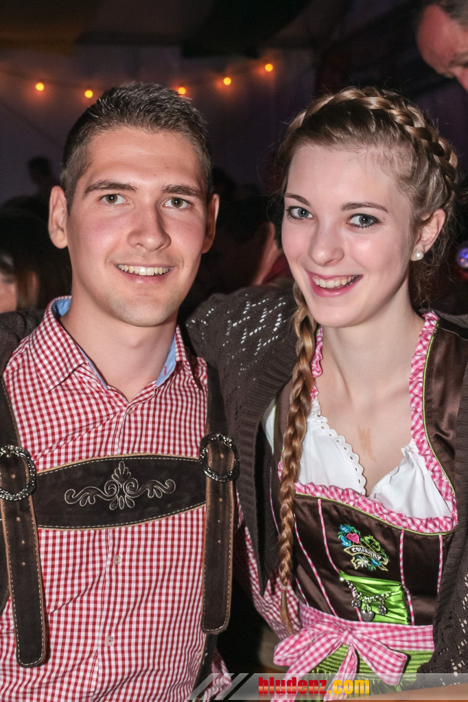14118463.jpg