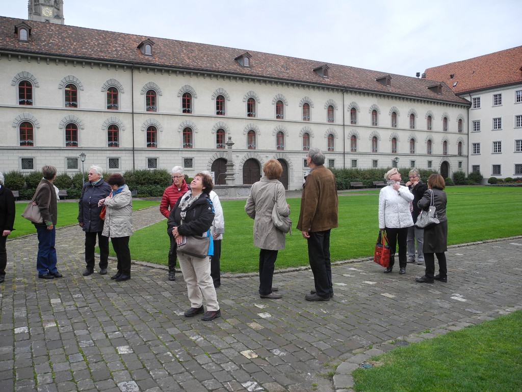 Stiftsbibliothek   St_ Gallen 2015     Bild 10.jpg