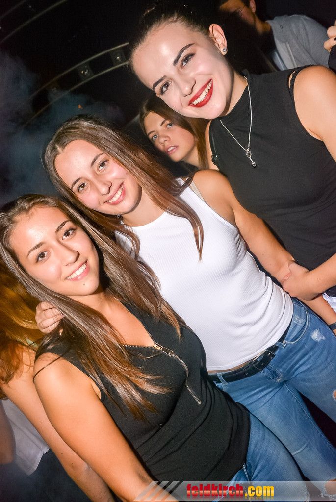 14119111.jpg