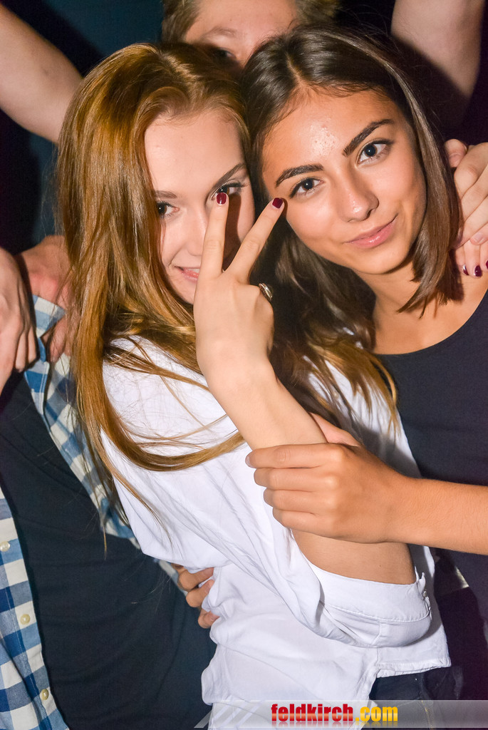 14119102.jpg