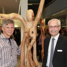 Skulpturenmeisterwerke aus Holz und Stein