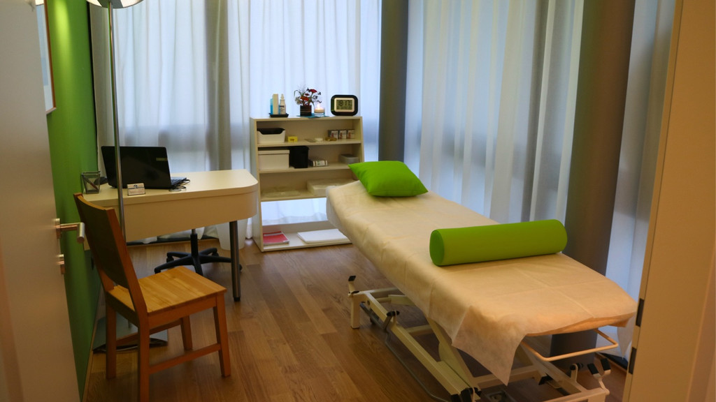KOE_Eroeffnung Physiotherapie Montfort 8.jpg
